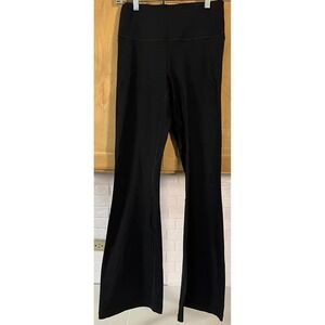 Under Armour Flare Yoga Pants Womens SM Short Black Excellent High Rise Fitted